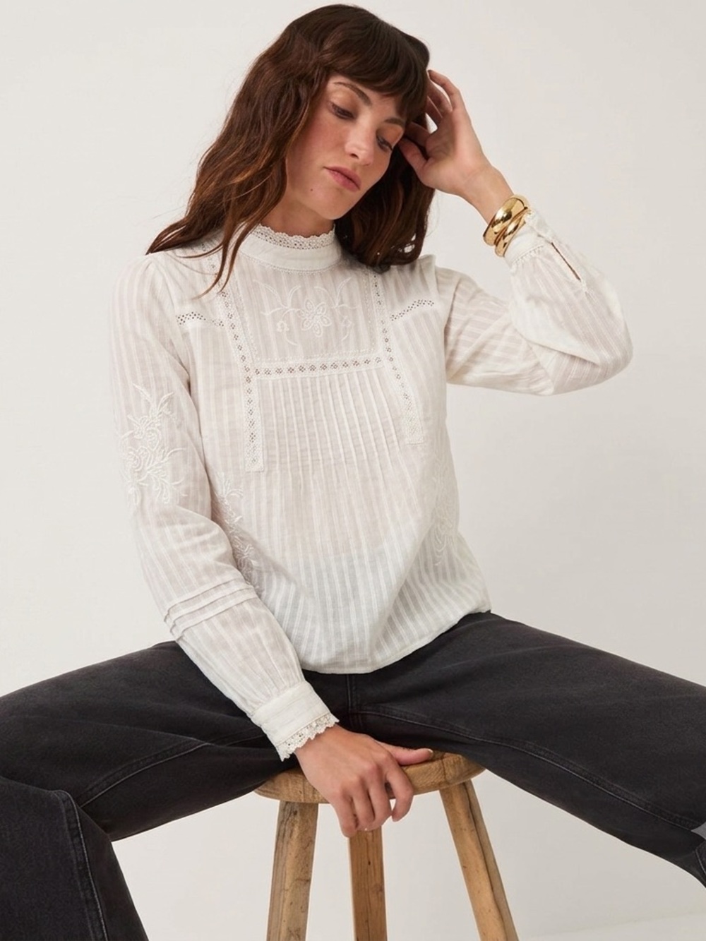Anthropologie Cream Embroidered Lace Pintuck Cottagecore Blouse Sz-S Bridgerton